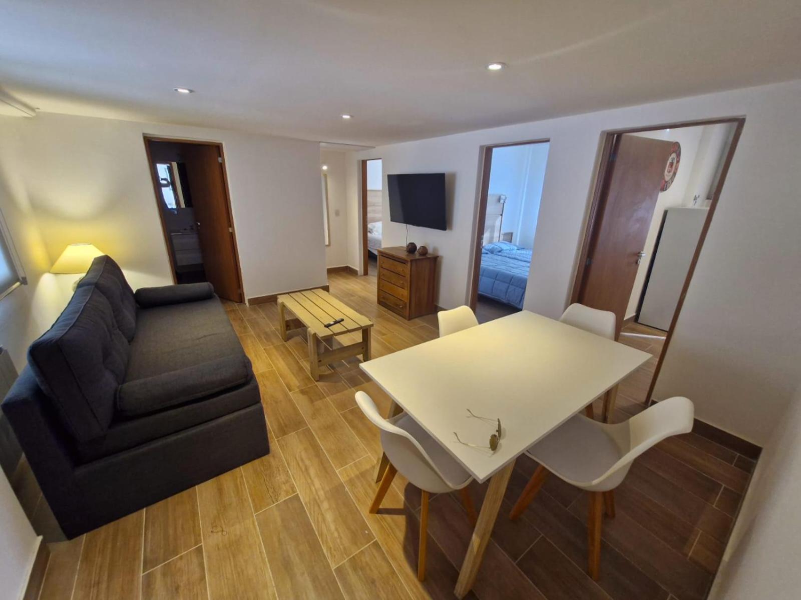 Casa Laura Dto 1 *